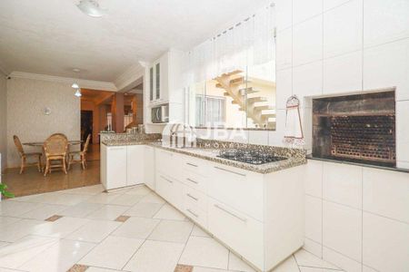 35_photo/94dcfb6619.3b8db0d2a53e1086-ATLAS-e09bf84d-1f09-4659-9e37-4efb9a68eccb.jpg de casa à venda com 3 quartos, 220m² em Xaxim, Curitiba