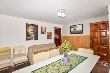 6_photo/94dcfb684b.fa2cb1025c889a5c-ATLAS-3cafc809-d9e2-482a-9c7b-717f4b61f7e2.jpg de casa à venda com 3 quartos, 62m² em Xaxim, Curitiba