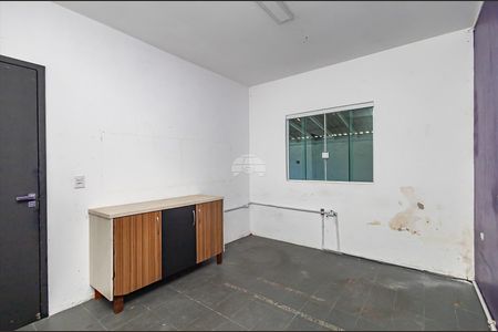 4_photo/94dcfb6903.821bca6a381fcd78-ATLAS-47b8b660-d239-40af-a18b-df0dec2b7c6d.jpg de casa à venda com 4 quartos, 237m² em Xaxim, Curitiba