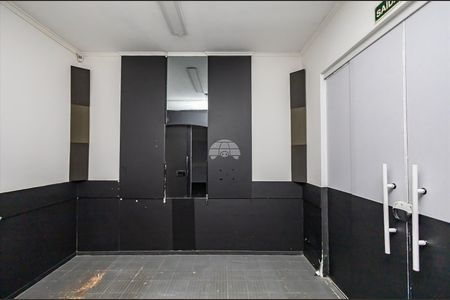 8_photo/94dcfb6903.821bca6a381fcd78-ATLAS-54d23c73-dcea-44d7-914c-b9ea40774529.jpg de casa à venda com 4 quartos, 237m² em Xaxim, Curitiba