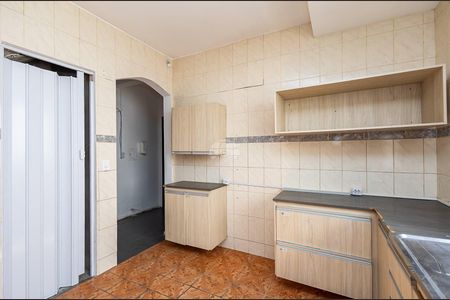 6_photo/94dcfb6903.821bca6a381fcd78-ATLAS-92383cd0-d12e-4597-b7f2-8dc5ce5d0cec.jpg de casa à venda com 4 quartos, 237m² em Xaxim, Curitiba