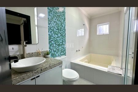 10_photo/94dcfb6911.72dbb2e2e315c7ab-ATLAS-1dc421ef-3338-444d-9dfa-fecc08c7a35b.jpg de casa à venda com 3 quartos, 192m² em Xaxim, Curitiba