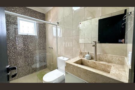 13_photo/94dcfb6911.72dbb2e2e315c7ab-ATLAS-bf1df219-e24c-4b95-911a-32b10d152d37.jpg de casa à venda com 3 quartos, 192m² em Xaxim, Curitiba