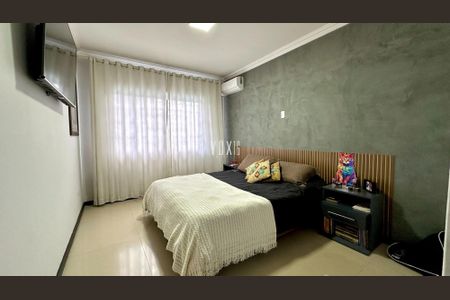 8_photo/94dcfb6911.72dbb2e2e315c7ab-ATLAS-ccbb3d32-090c-44ec-882e-5e55a4f353c0.jpg de casa à venda com 3 quartos, 192m² em Xaxim, Curitiba