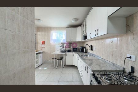 15_photo/94dcfb6965.15e5aebd5546342d-ATLAS-1fa60ff7-5a4e-4ddd-b0f5-b0ff927e1f21.jpg de casa à venda com 2 quartos, 52m² em Xaxim, Curitiba