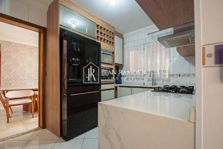 12_photo/94dcfb6965.fd4e69175d3a2864-ATLAS-2d1fc69d-45e7-415c-8cab-255aee816625.jpg de casa à venda com 3 quartos, 190m² em Xaxim, Curitiba