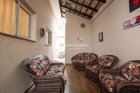 11_photo/94dcfb6965.fd4e69175d3a2864-ATLAS-47c4317b-8799-40fd-97da-cf1d104879a7.jpg de casa à venda com 3 quartos, 190m² em Xaxim, Curitiba