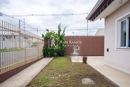 43_photo/94dcfb6965.fd4e69175d3a2864-ATLAS-5846afac-90f3-4bf4-9b40-c69ddde553f6.jpg de casa à venda com 3 quartos, 190m² em Xaxim, Curitiba