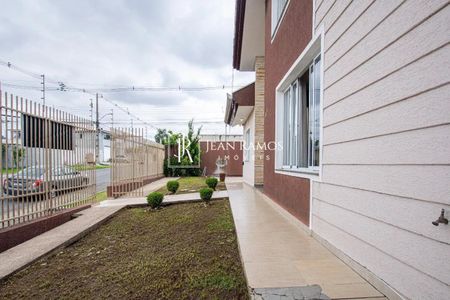 39_photo/94dcfb6965.fd4e69175d3a2864-ATLAS-593eb529-90f0-4247-867a-3f4ed167003b.jpg de casa à venda com 3 quartos, 190m² em Xaxim, Curitiba