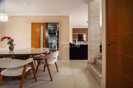 19_photo/94dcfb6965.fd4e69175d3a2864-ATLAS-b94b68e3-58f2-48fb-ab32-99545819b74a.jpg de casa à venda com 3 quartos, 190m² em Xaxim, Curitiba