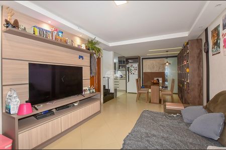 9_photo/94dcfb6a23.b5f4e39731e4f05c-ATLAS-75128526-1f25-40b3-b94f-75d0f426856e.jpg de casa à venda com 3 quartos, 144m² em Xaxim, Curitiba