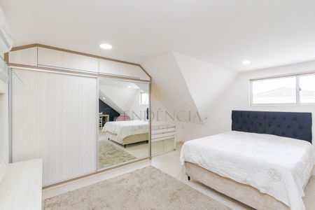 18_photo/94dcfb6a3d.c8c3fb8236ec3a25-ATLAS-e1bea4ee-06a7-4fe3-a46f-9de491be4b65.jpg de casa à venda com 4 quartos, 177m² em Xaxim, Curitiba