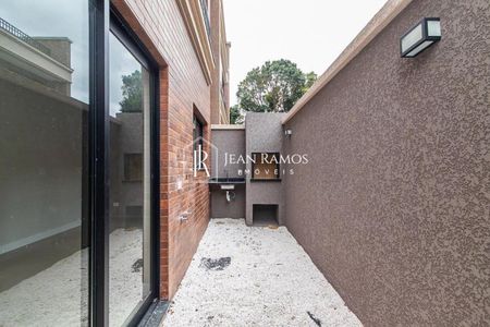 26_photo/94dcfb6a91.80a7f3f1b00bd23a-ATLAS-5c0e3639-bf5b-4e28-a684-41eb34e5a6d3.jpg de casa à venda com 4 quartos, 161m² em Xaxim, Curitiba