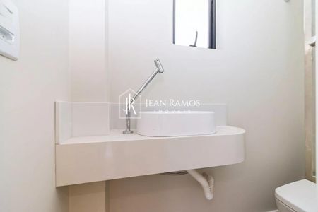 28_photo/94dcfb6a91.80a7f3f1b00bd23a-ATLAS-a1614e06-5d41-40aa-9bbe-223721bf3e78.jpg de casa à venda com 4 quartos, 161m² em Xaxim, Curitiba