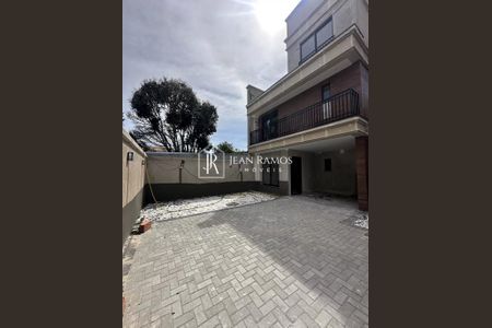 3_photo/94dcfb6a91.80a7f3f1b00bd23a-ATLAS-bc4aa9be-e3c9-45f7-9493-da443b2a9292.jpg de casa à venda com 4 quartos, 161m² em Xaxim, Curitiba