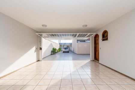 3_photo/94dcfb6a91.d60ed16da6b331d7-ATLAS-429656f8-8b18-4531-b25c-90653df1f5d2.jpg de casa à venda com 4 quartos, 233m² em Xaxim, Curitiba