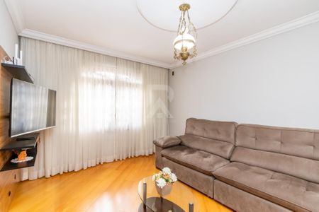 49_photo/94dcfb6a91.d60ed16da6b331d7-ATLAS-f3d793de-e6fe-438d-9136-e8826408895b.jpg de casa à venda com 4 quartos, 233m² em Xaxim, Curitiba