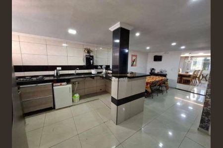 9_photo/94dcfb6b5f.5d0f389310efd202-ATLAS-3f8da021-0273-4a57-b34c-aaefdd0652d5.jpg de casa à venda com 4 quartos, 302m² em Xaxim, Curitiba