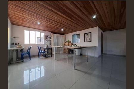 10_photo/94dcfb6b5f.5d0f389310efd202-ATLAS-ae73edf4-9d38-44fc-a3de-63a3f72feeea.jpg de casa à venda com 4 quartos, 302m² em Xaxim, Curitiba