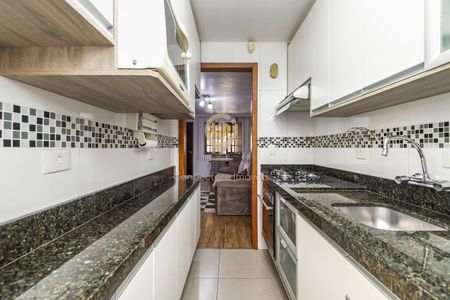 8_photo/94dcfb6bef.78ea92cc55484ae4-ATLAS-a1b25ed9-81a3-4ecc-ba5b-d00a200bd739.jpg de casa à venda com 2 quartos, 46m² em Xaxim, Curitiba