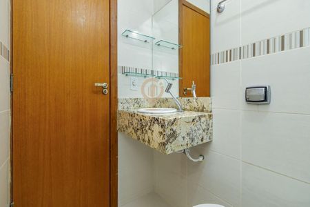 6_photo/94dcfb6bef.78ea92cc55484ae4-ATLAS-e5e68c3e-f2c3-4ca9-b862-329a0cd68eaa.jpg de casa à venda com 2 quartos, 46m² em Xaxim, Curitiba