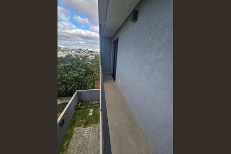 3_photo/94dcfb6c8b.611988fca85ff735-ATLAS-48a2b5a3-bf6c-4aaa-b0ae-588788730dc2.jpg de casa à venda com 3 quartos, 175m² em Xaxim, Curitiba