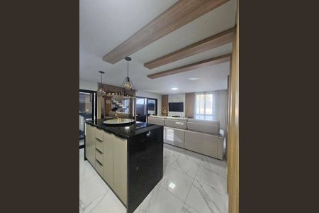 10_photo/94dcfb6c8b.611988fca85ff735-ATLAS-c723f3ef-b8c5-439c-a09d-a94896b830f9.jpg de casa à venda com 3 quartos, 175m² em Xaxim, Curitiba