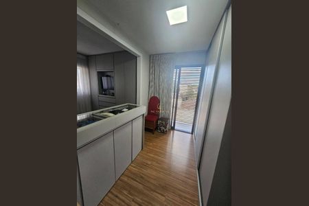 8_photo/94dcfb6c8b.611988fca85ff735-ATLAS-d75cddd4-30b9-499e-8990-746cfac5910e.jpg de casa à venda com 3 quartos, 175m² em Xaxim, Curitiba