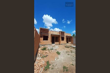 14_photo/94dcfb6de5.cd6912d4e48c45dd-ATLAS-252bebde-50b5-4c80-824b-a80ad9143b69.jpg de casa à venda com 3 quartos, 64m² em Xaxim, Curitiba