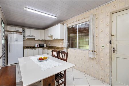 7_photo/94dcfb6f99.d97129b28fc30b3f-ATLAS-84b65cbd-528b-4e82-aab9-545c058a5c82.jpg de casa à venda com 3 quartos, 157m² em Xaxim, Curitiba