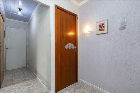 6_photo/94dcfb6f99.d97129b28fc30b3f-ATLAS-acd40758-12b3-4430-9c1f-2b0d616577ca.jpg de casa à venda com 3 quartos, 157m² em Xaxim, Curitiba
