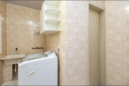 22_photo/94dcfb6f99.d97129b28fc30b3f-ATLAS-ef1d0c76-f4bb-4975-92aa-aca3cbe6b404.jpg de casa à venda com 3 quartos, 157m² em Xaxim, Curitiba