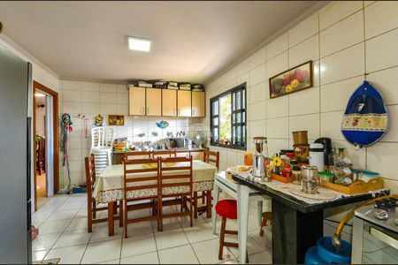 11_photo/94dcfb6f9d.f34b82a44adf642d-ATLAS-c7186643-d718-46de-a6e8-27b7d29a0ee2.jpg de casa à venda com 5 quartos, 400m² em Xaxim, Curitiba