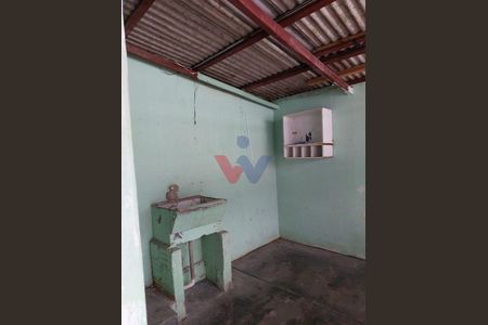 5_photo/94dcfb7053.f90d1e514ded60bc-ATLAS-07edf434-4df1-4d7c-9107-efb339b82689.jpg de casa à venda com 3 quartos, 70m² em Pinheirinho, Curitiba