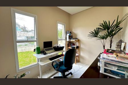 3_photo/94dcfb7295.1fb0b71ab46b22f7-ATLAS-69b59ab5-4a90-4d2e-aa52-e003c187f5fd.jpg de casa à venda com 0 quarto, 312m² em Xaxim, Curitiba