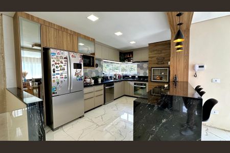 7_photo/94dcfb7295.1fb0b71ab46b22f7-ATLAS-d0f3b37e-099d-4a8f-9c9b-dbb89c8358d4.jpg de casa à venda com 0 quarto, 312m² em Xaxim, Curitiba