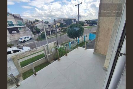 11_photo/94dcfb7295.8359bf70ecff7ce1-ATLAS-a080c5fe-082e-44b2-8921-9e455fe5b191.jpg de casa à venda com 5 quartos, 312m² em Xaxim, Curitiba