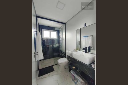 10_photo/94dcfb7295.8359bf70ecff7ce1-ATLAS-e46aa35f-8f16-419d-b7c8-cb46e6ec402c.jpg de casa à venda com 5 quartos, 312m² em Xaxim, Curitiba