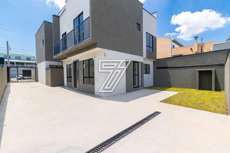 5_photo/94dcfb72e1.9bc2db0f70a88bec-ATLAS-06fcd111-e0b0-47c6-8b45-d5e4efec89f0.jpg de casa à venda com 3 quartos, 142m² em Xaxim, Curitiba