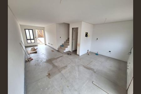 6_photo/94dcfb72e3.3ee15f017ff1b7a8-ATLAS-3d8de88e-0229-417a-ac37-e142faf436c0.jpg de casa à venda com 3 quartos, 104m² em Xaxim, Curitiba