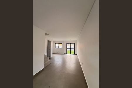 13_photo/94dcfb72e3.3ee15f017ff1b7a8-ATLAS-bc17b68d-3d99-4198-99d8-57f4a0a4cee0.jpg de casa à venda com 3 quartos, 145m² em Xaxim, Curitiba