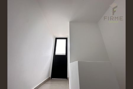 19_photo/94dcfb72e3.fe238c0b9c8b6239-ATLAS-f03e14e0-92af-413c-8e75-6e02ae18247a.jpg de casa à venda com 3 quartos, 145m² em Xaxim, Curitiba