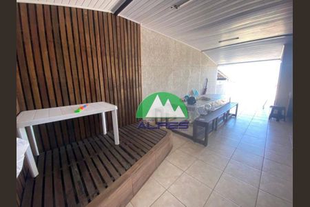 4_photo/94dcfb7313.1f85094cffd9cdaa-ATLAS-e02a8b58-176e-4630-b5bd-ffa13dab4c03.jpg de casa à venda com 4 quartos, 200m² em Xaxim, Curitiba