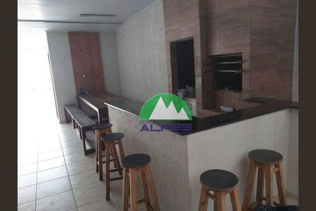 7_photo/94dcfb7313.1f85094cffd9cdaa-ATLAS-ea944025-48b2-4bfa-9200-ac964b25e46d.jpg de casa à venda com 4 quartos, 200m² em Xaxim, Curitiba