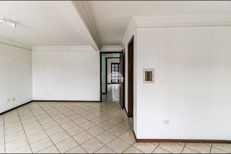 2_photo/94dcfb732d.6c623372c172fc17-ATLAS-0c945cc1-6b3a-4a9d-a577-c890fb9f8774.jpg de casa para alugar com 4 quartos, 221m² em Xaxim, Curitiba