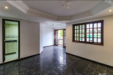 11_photo/94dcfb732d.6c623372c172fc17-ATLAS-95b784c5-f3b2-4f20-8d5e-9545bb2b7d59.jpg de casa para alugar com 4 quartos, 221m² em Xaxim, Curitiba