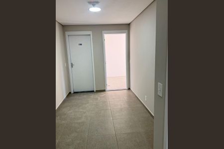 2_photo/94dcfb734f.6f3426350093cd90-ATLAS-2d2fb24c-9d62-4c6e-b663-58e5a21084ce.jpg de apartamento à venda com 2 quartos, 51m² em Xaxim, Curitiba