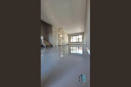 3_photo/94dcfb735f.1a4326ce4ee25dea-ATLAS-0d43a685-12dd-4cf9-b26a-14ff1da4c8b0.jpg de casa à venda com 3 quartos, 155m² em Xaxim, Curitiba