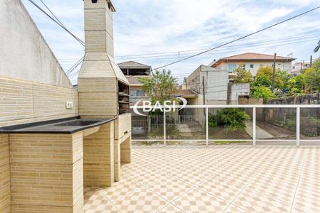 18_photo/94dcfb739f.a8455c5093fa5497-ATLAS-efae4af3-cfbb-4d33-9a57-a17be2e446b8.jpg de casa à venda com 3 quartos, 190m² em Xaxim, Curitiba