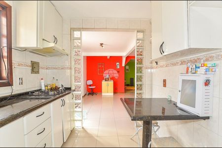 1_photo/94dcfb77a3.859d3ea7f11d789b-ATLAS-00ff3b33-0a12-4f3c-be85-ea53aa4ded90.jpg de casa à venda com 4 quartos, 268m² em Pinheirinho, Curitiba